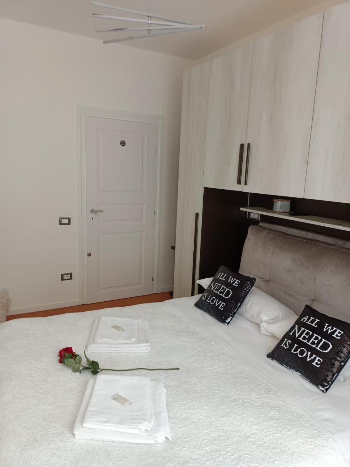 Alessandra'S Home Верона Номер фото